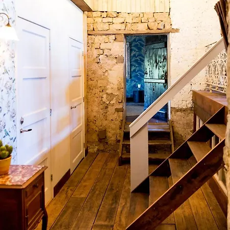 Belle Histoire * Voisey